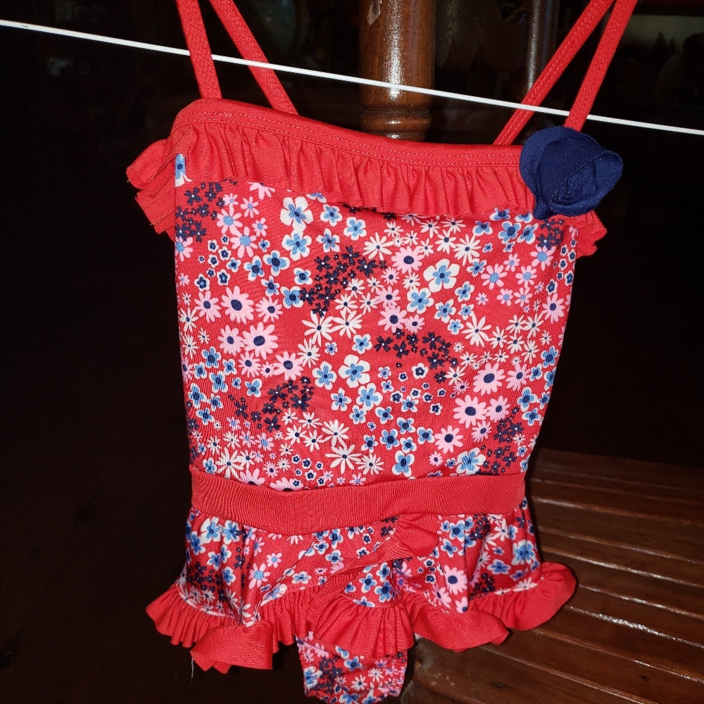 Bathing suit